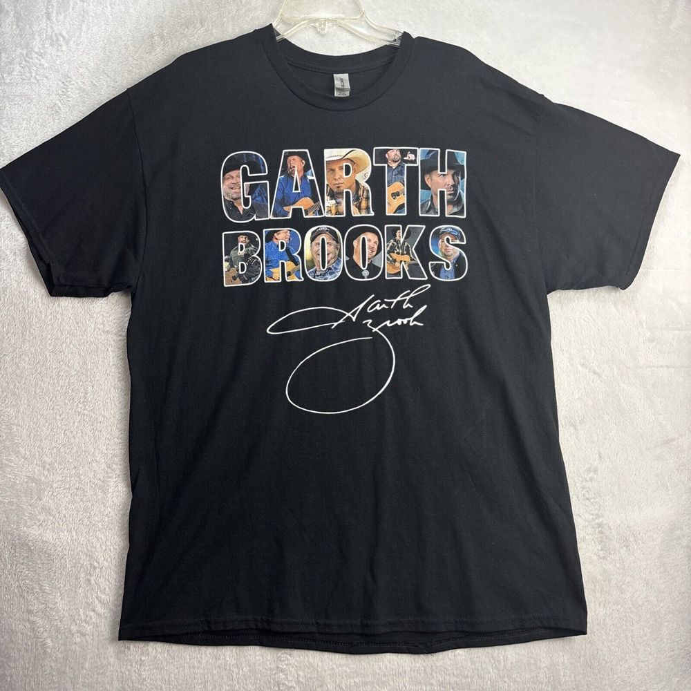 NWT Gildan Garth Brooks Graphic Signature Black T- Shirt